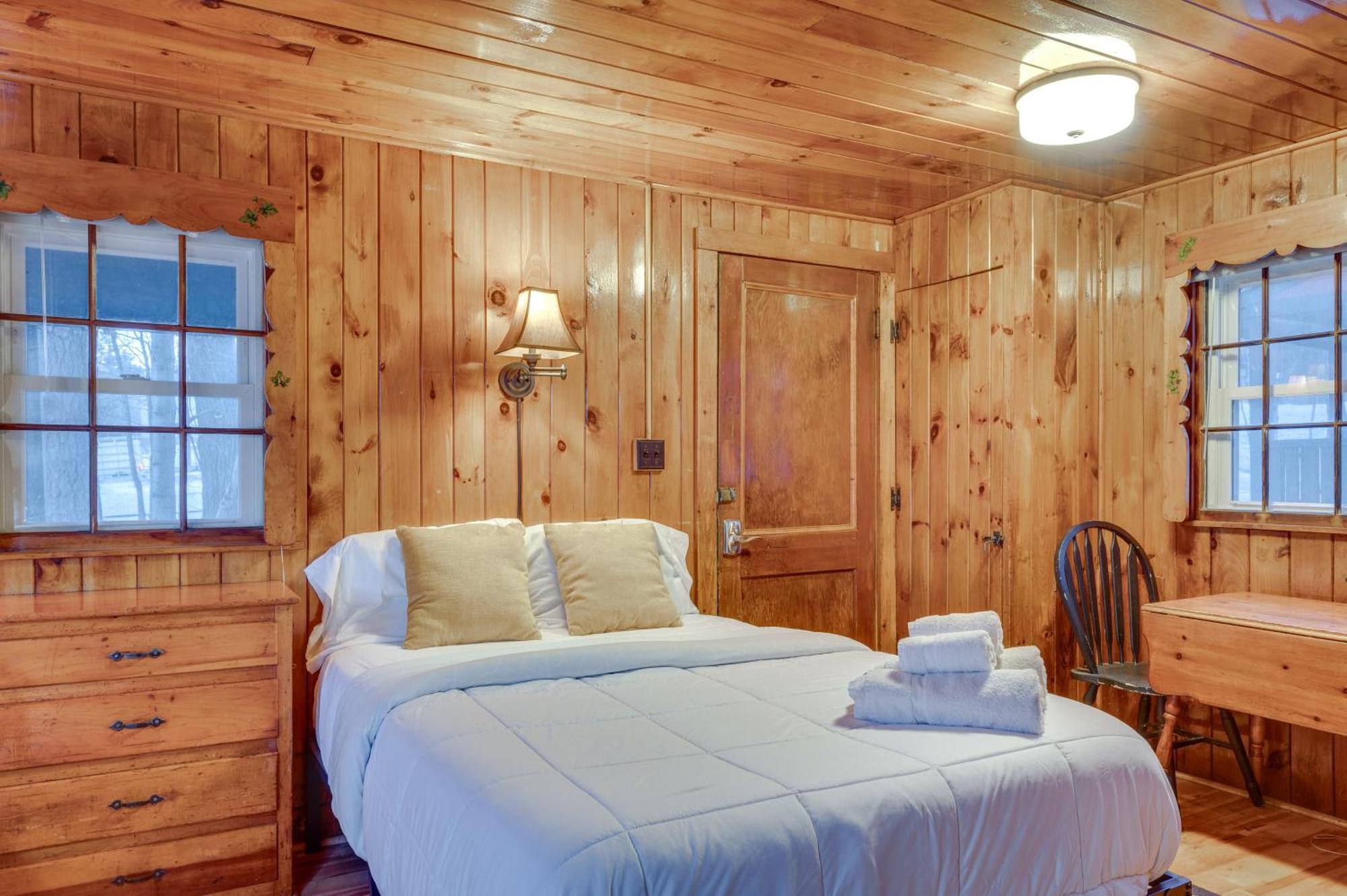 Cozy Laconia Studio With Pool Access - 2 Mi To Lake! Apartment Bagian luar foto