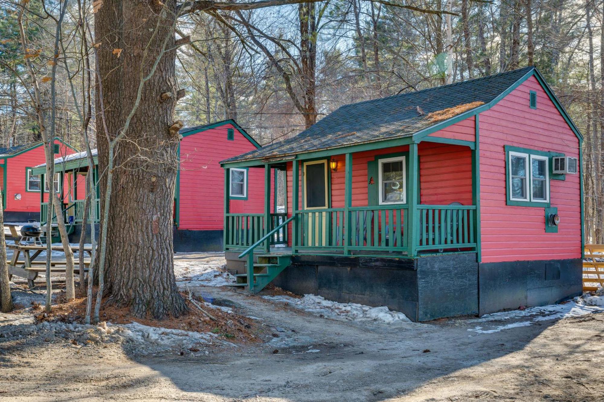 Cozy Laconia Studio With Pool Access - 2 Mi To Lake! Apartment Bagian luar foto