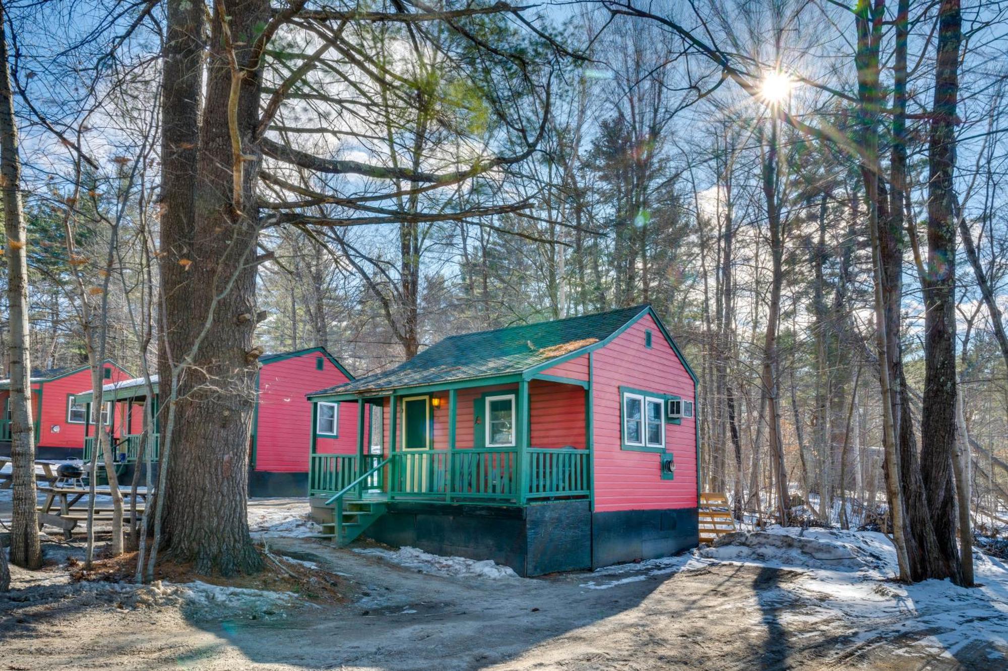 Cozy Laconia Studio With Pool Access - 2 Mi To Lake! Apartment Bagian luar foto