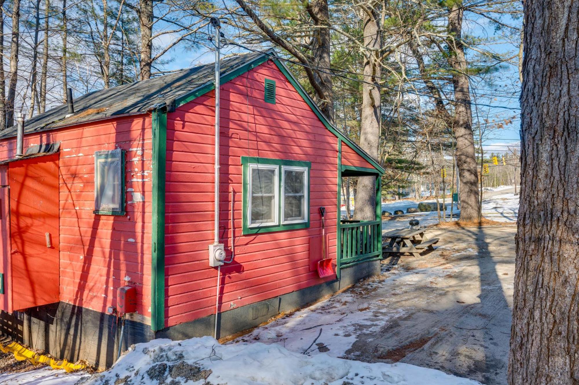 Cozy Laconia Studio With Pool Access - 2 Mi To Lake! Apartment Bagian luar foto